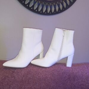 Fashion Nova White Heeled Boots with Block Heel